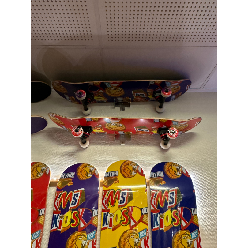 Triple skate hook - skateboard væg ophæng