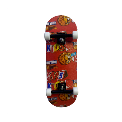 Complete Fingerboard - Kims Kiosk Snack Ltd. Edition - Rød