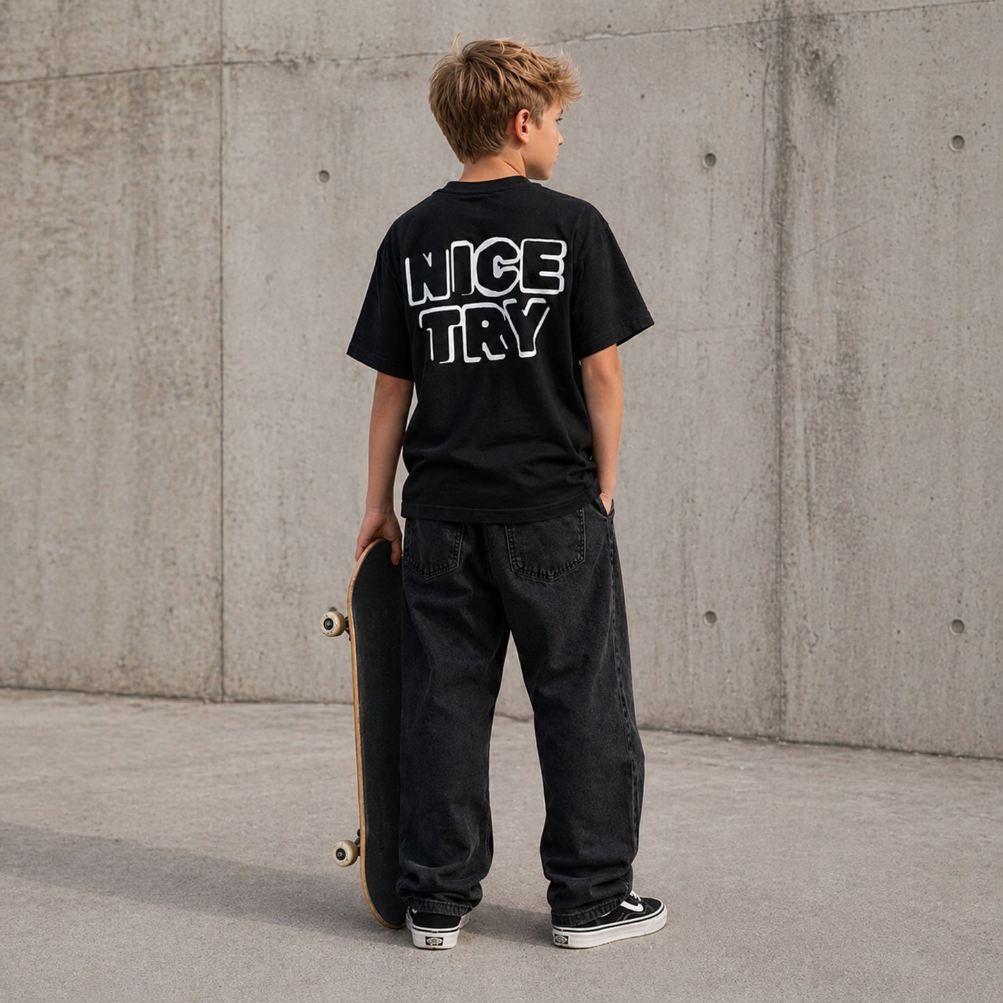 NiceTry t-shirt med logo på ryggen - flere farver (kids)