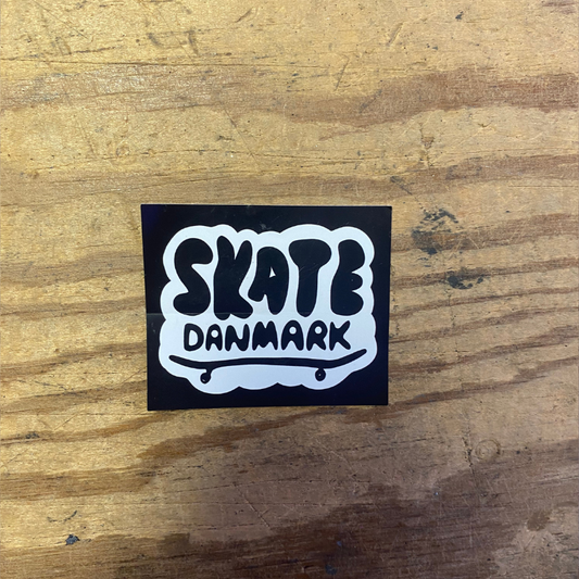 Skate danmark Sort/Hvid (6x5)- Stickers